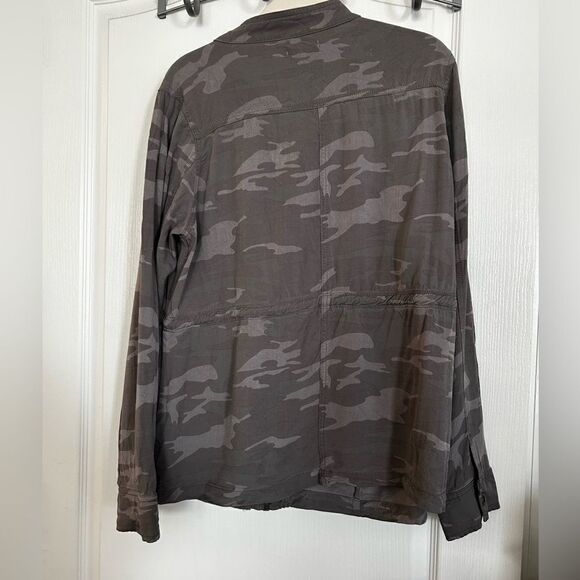 Maurice’s Gray Camo Cinch Waist Jacket‎ - Size Large full zip rayon - Picture 2 of 15